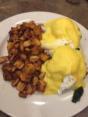 Eggs florentine w crab meat