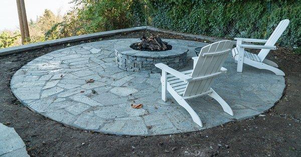 mortar set flagstone patio with stack stone fire pit