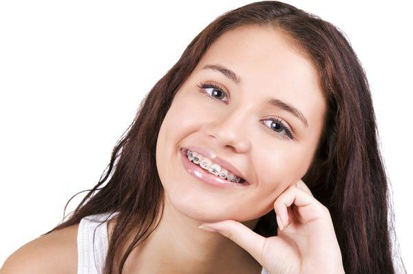 Somos Dental helps you get a beautiful small with specials on Braces and affordable prices with payment plans.