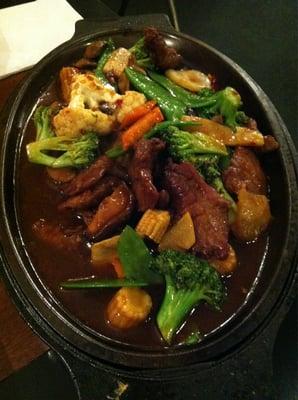 Sizzling tan pan beef