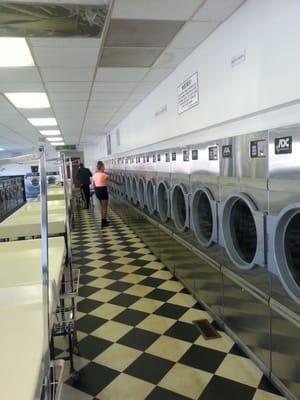 Ray's Coin Laundry