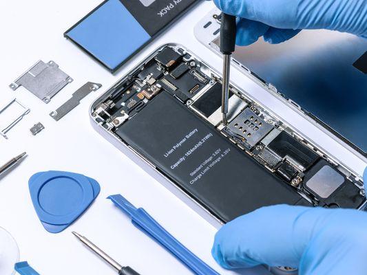 Phone Repair Tech