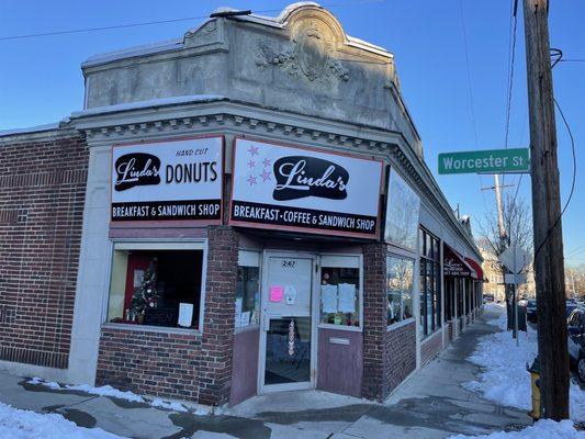 Linda's Donuts