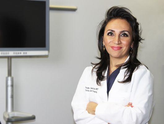 Dr. Arezou Yaghoubian, M.D. - Plastic Surgery. She practices the full spectrum of plastic and reconstructive surgery, includi...