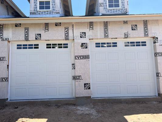 9x8 UDT short-panel bead board garage doors