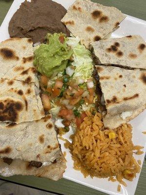 Quesadilla Plate with Beef