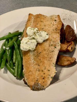 Baked trout with green beans and potatoes. Tastes similar to salmon, only much milder. No fishy taste at all.