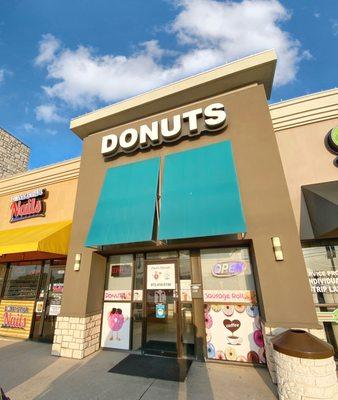 Welcome to sweet donut heaven!