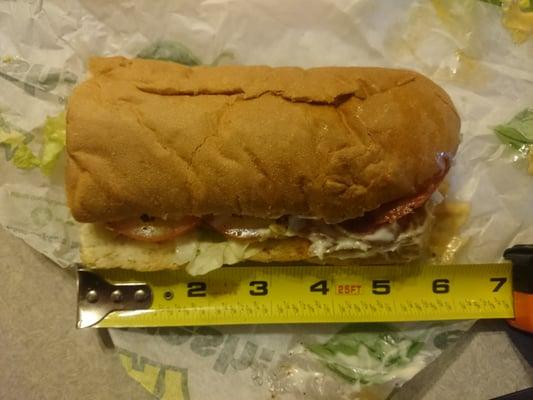 is a joke 5.5 inch not even a 6 inch sub. I am being generous to also the tomatoes are nasty. Never go here people