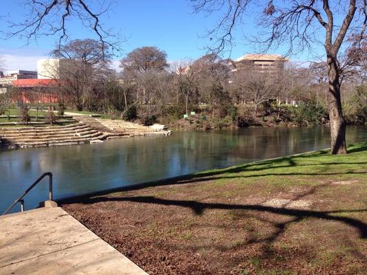 Park winds alongside the river, with access points for easy swimming!