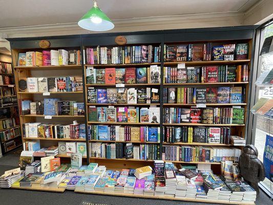 Diane's Books of Greenwich