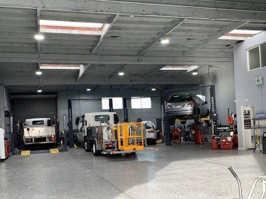 Auto Precision Repair Shop in San Bruno.