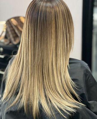 Honey baby highlights  #balayage #highlights