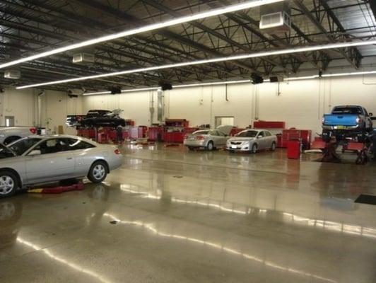 Our Toyota of yakima state of the art service and repair facility.