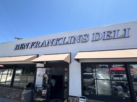 Entrance to Ben Franklin's Deli