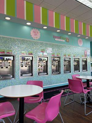 Frozen yogurt bar