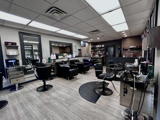 The Loop Hair and Tattoo Studio 