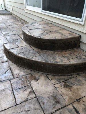 Ashlar Slate with Buff integral color and Nutmeg release