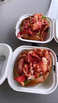 Connecticut style lobster rolls