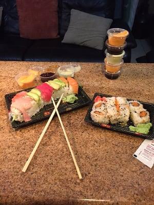 Rainbow sushi and spicy salmon !! Delish!