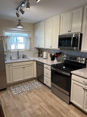 New ceramic tile in the kitchen