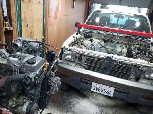 2.7 litre engine swap on a 95 Tacoma.