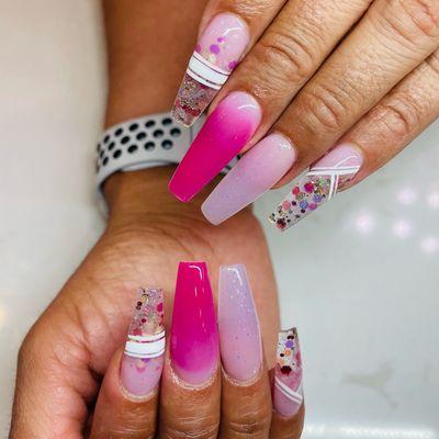 A & R Nail Creations Salon & Spa