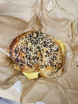 Another yum breakfast bagel sandwich!