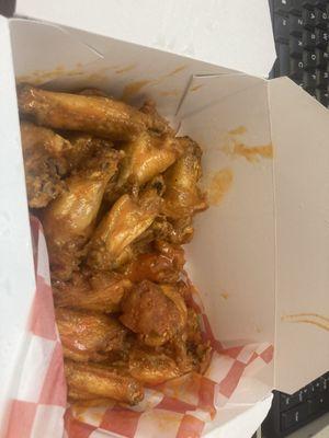 The wings, they asked if I needed two containers I said no lol