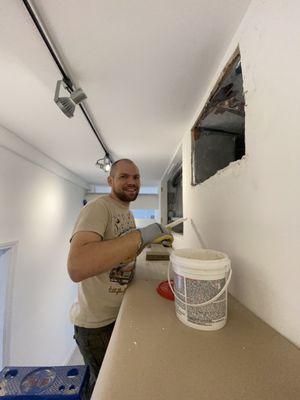 Repair drywall walls