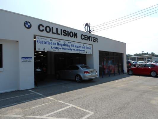 Welcome to the BMW of Mobile Collision Center!