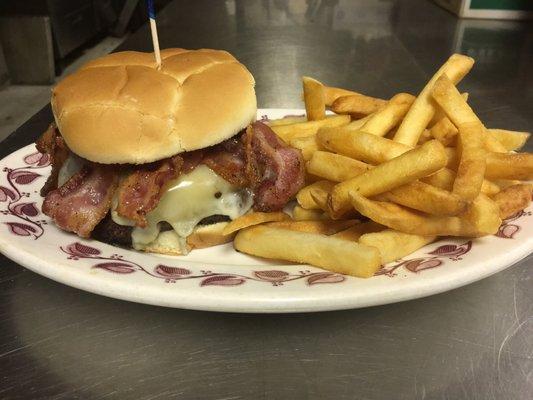 Grilled bacon swiss cheeseburger!