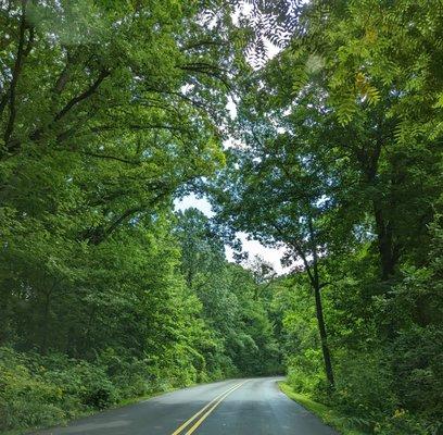 Entrance off Rt 59