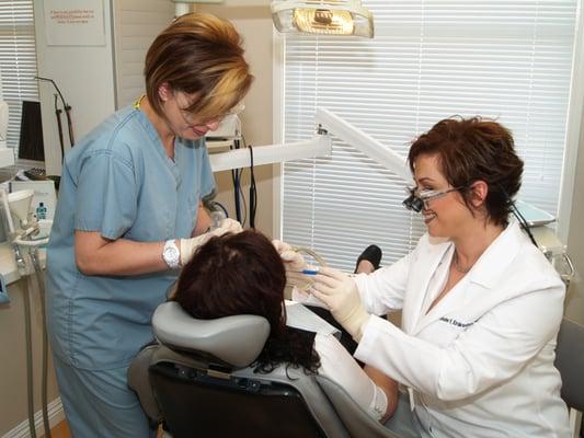 New Look Dental /  Dr. Lousine V. Kirakosian