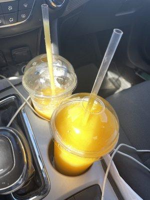 Mango-parcha smoothie