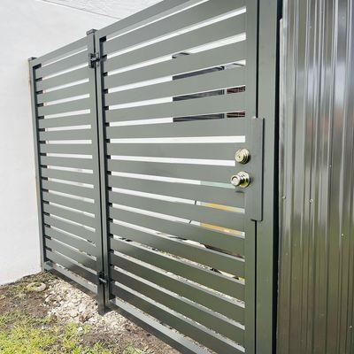 Aluminum fence