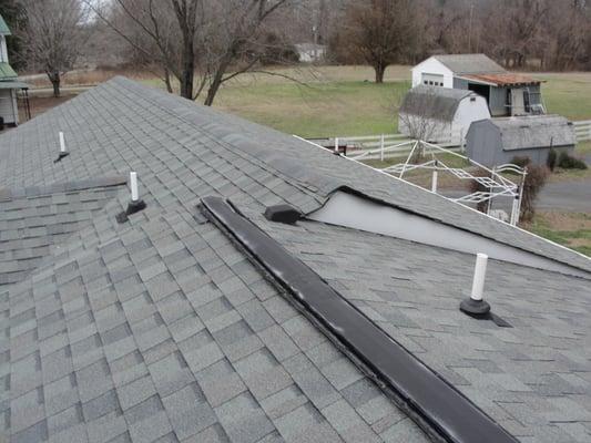 Roof inspections; New Roofs and repair Work.