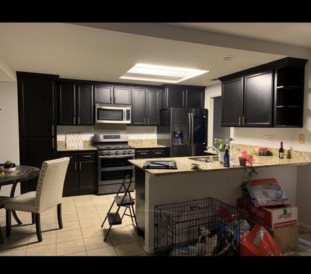 Custom crown molding added to entire kitchen