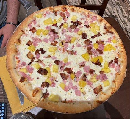 Perfectly cooked Hawaiian pizza was delicious that day (and again when heated up the next)!!!