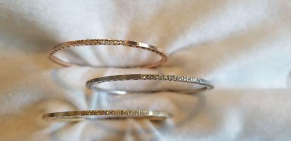 Rose, yellow and white gold bangle bracelets with diamonds!