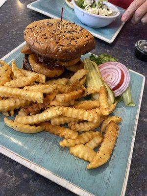 J Wayne Burger has bbq sauce and onion rings on it. Got mine with fix'ens.