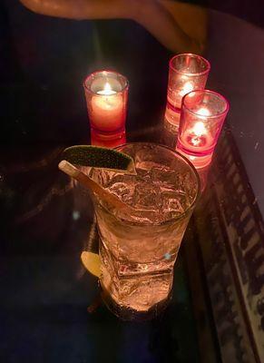 Candle light vodka tonic