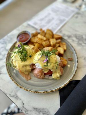 Smoked Salmon Benedicts