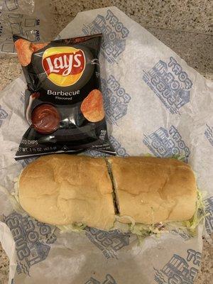 #17 cold cut 8" sub with chips