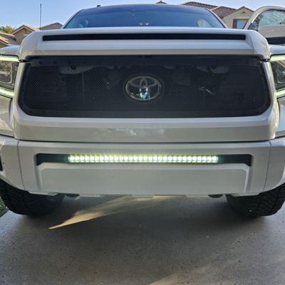 ROUGH COUNTRY LIGHT BAR 30IN