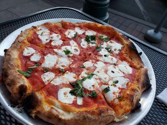 Margherita pizza