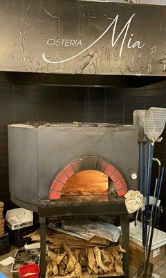 Wood-fired pizza oven!