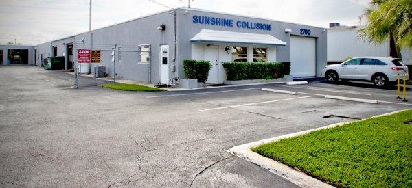 Sunshine Collision Center
(561) 368-4252
sunshinecollisioncenter.com