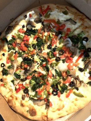 Medium primavera white pizza