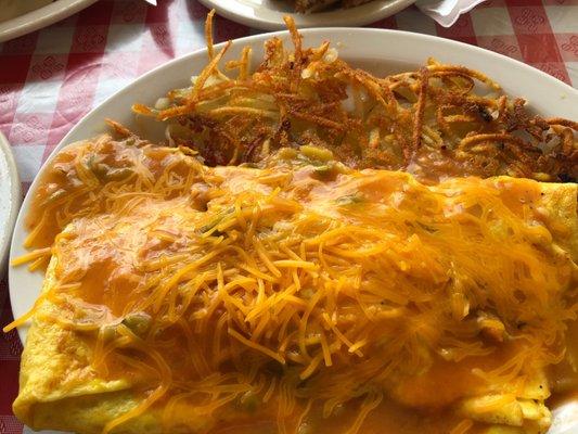 Green Chile Omelette- spicy cheesy goodness!